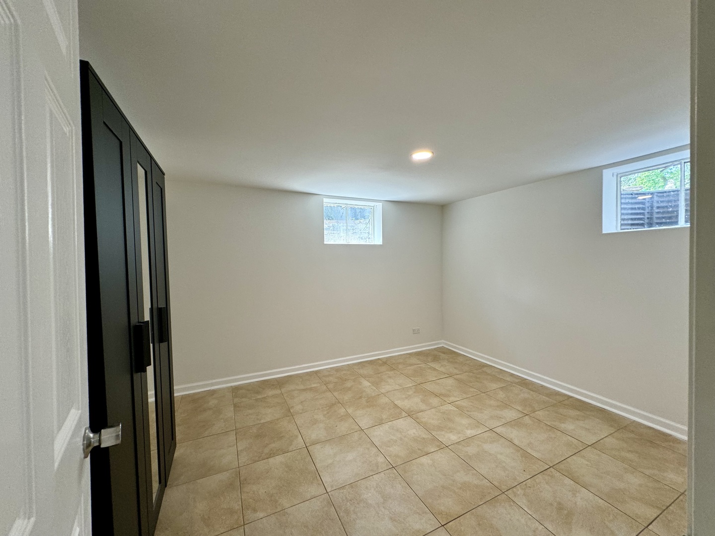 1570 Church Road Aurora, IL 60505 - Photo 19 of 24 Gallery Image 19