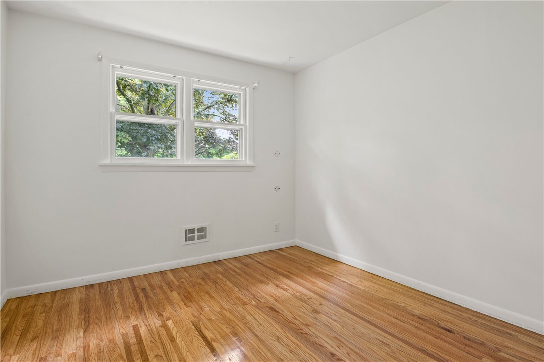 38 Moroa Drive Irondequoit, NY 14622 - Photo 18 of 27