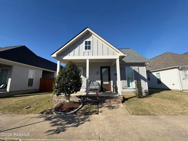 $299,999 | 510 Bourdette Drive, Lafayette, LA 70507