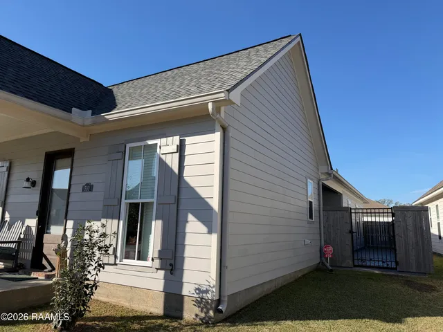 $299,999 | 510 Bourdette Drive, Lafayette, LA 70507