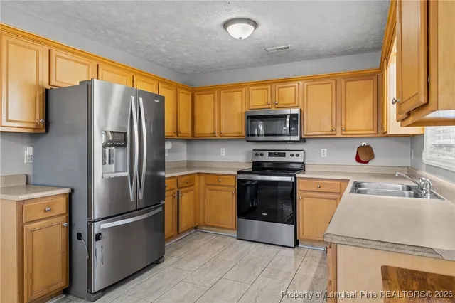 $240,000 | 1533 Clan Campbell Drive, Raeford, NC 28376