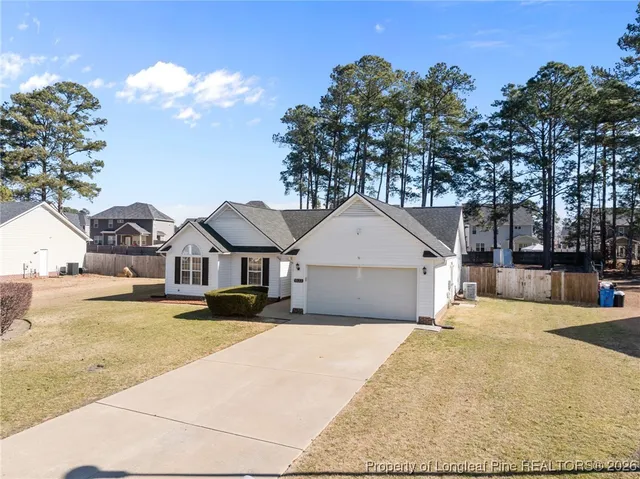 $240,000 | 1533 Clan Campbell Drive, Raeford, NC 28376