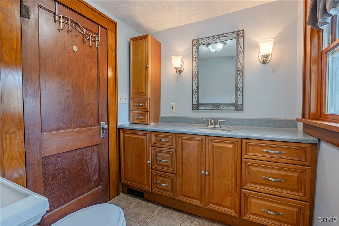 737 West Thomas Street Rome, NY 13440 - Photo 17 of 34