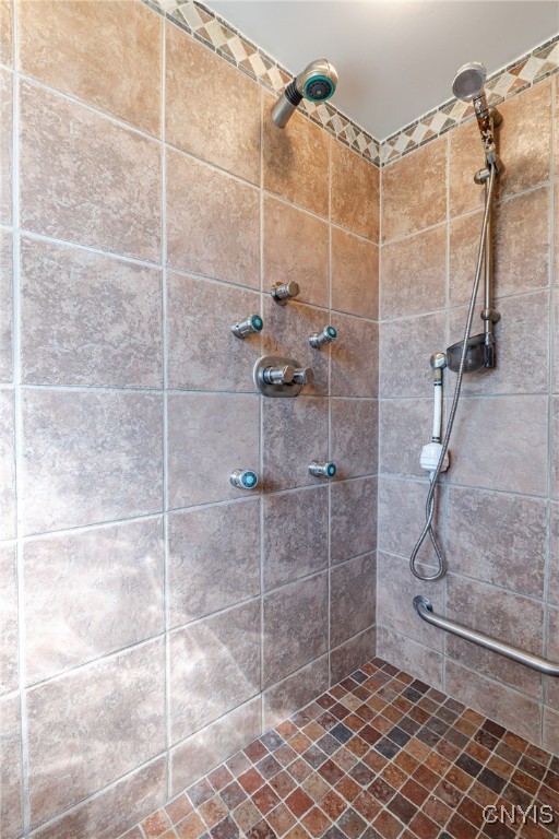 737 West Thomas Street Rome, NY 13440 - Photo 18 of 34