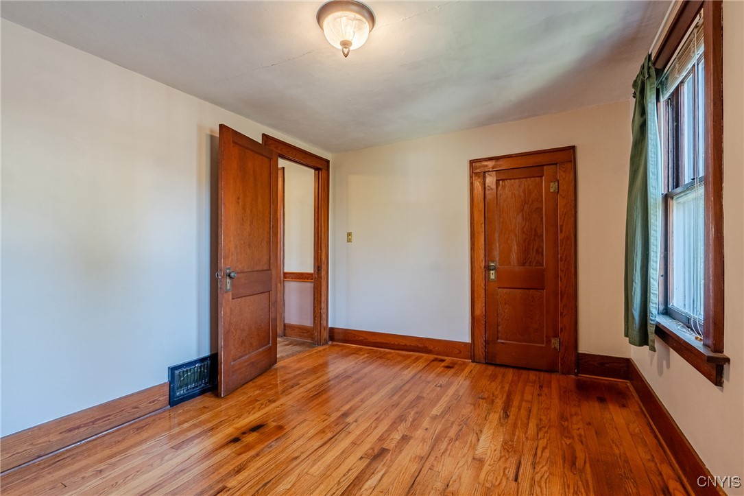 737 West Thomas Street Rome, NY 13440 - Photo 23 of 34