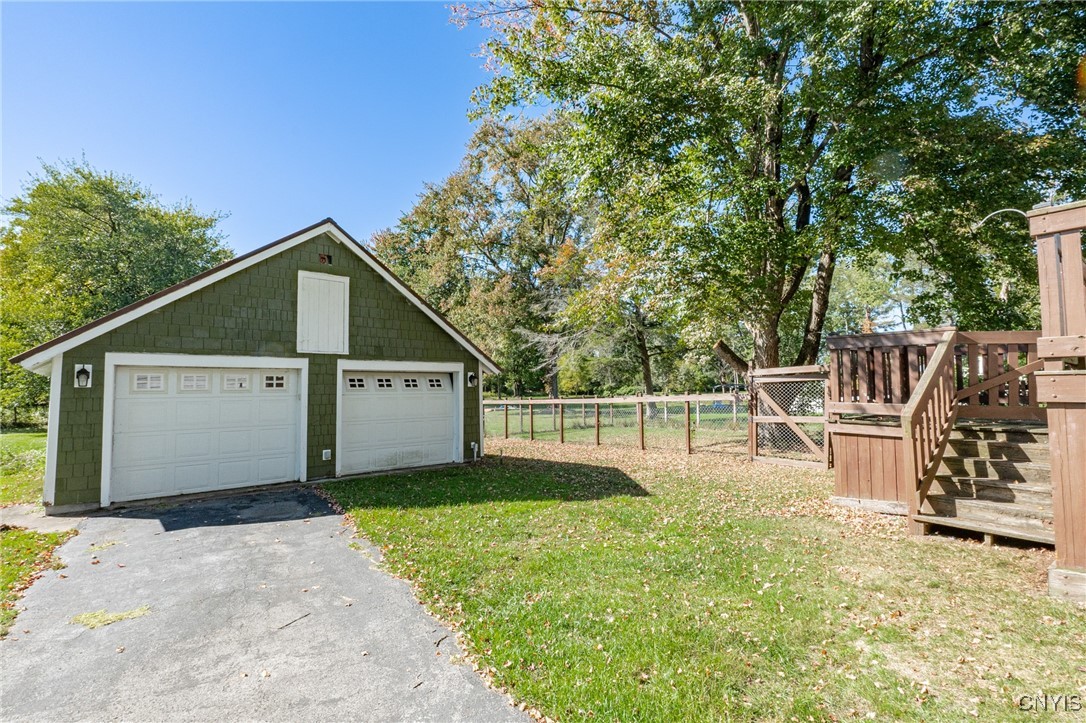 737 West Thomas Street Rome, NY 13440 - Photo 29 of 34