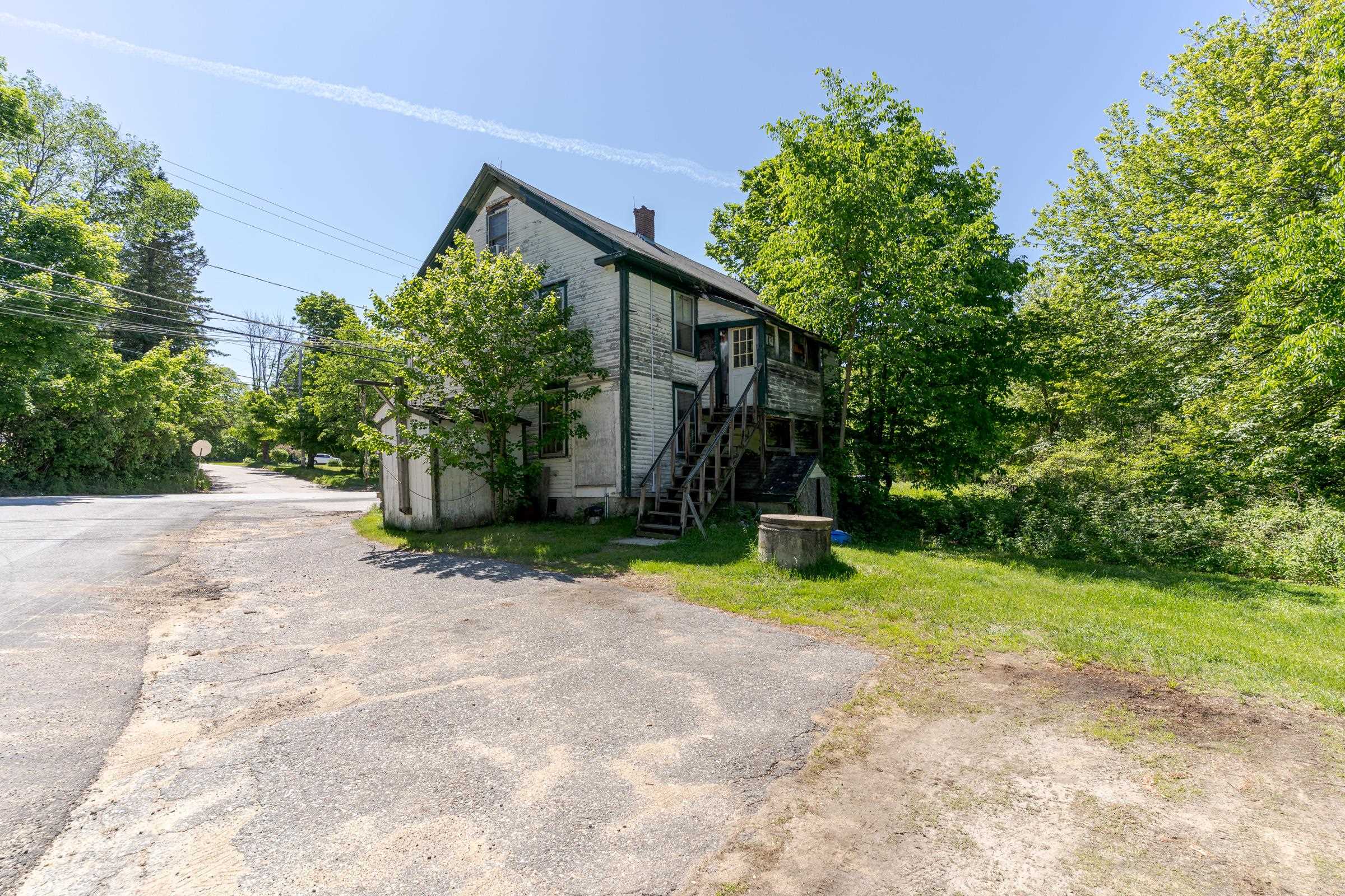 368 Stage Road Nottingham, NH 03290 - Photo 4 of 31