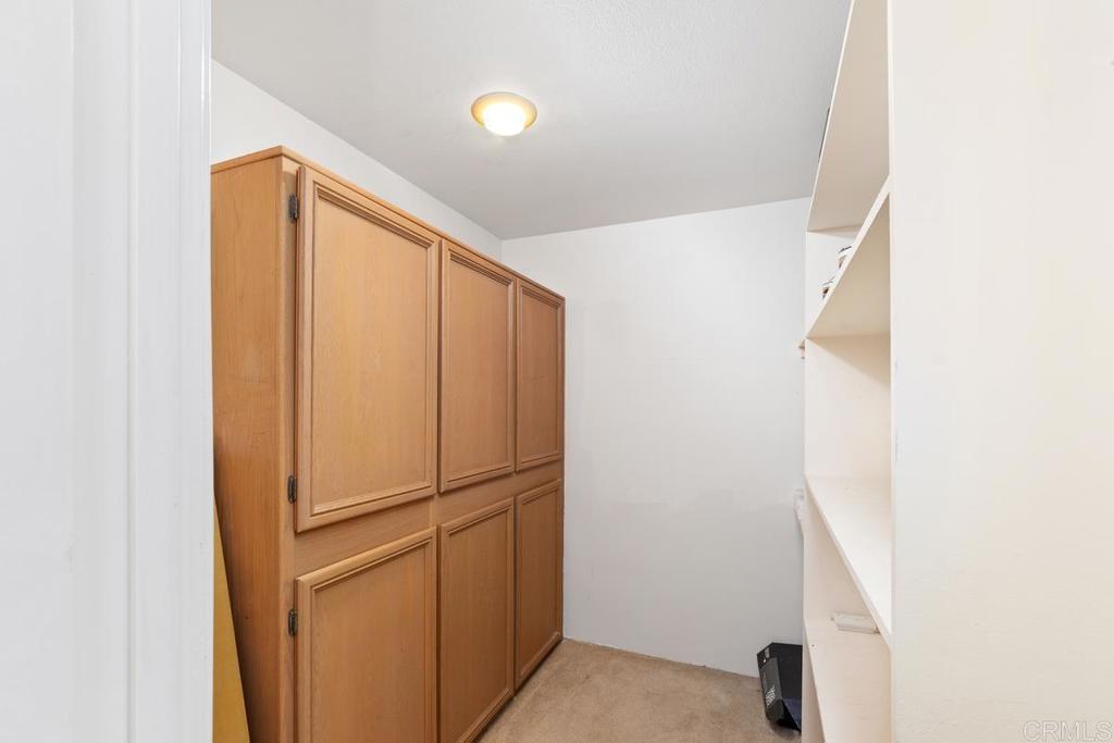 2500 Torrey Pines Road, Unit 402 La Jolla, CA 92037 - Photo 29 of 50 a view of walk in closet