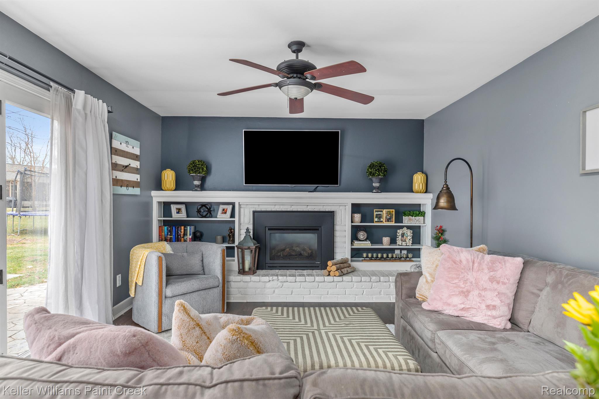 2329 Eaton Gate Road Lake Orion, MI 48360 - Photo 12 of 38 Plenty of area to customize your space.