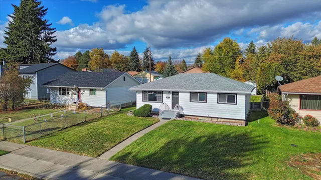$389,900 | 3623 East Euclid Avenue, Spokane, WA 99217
