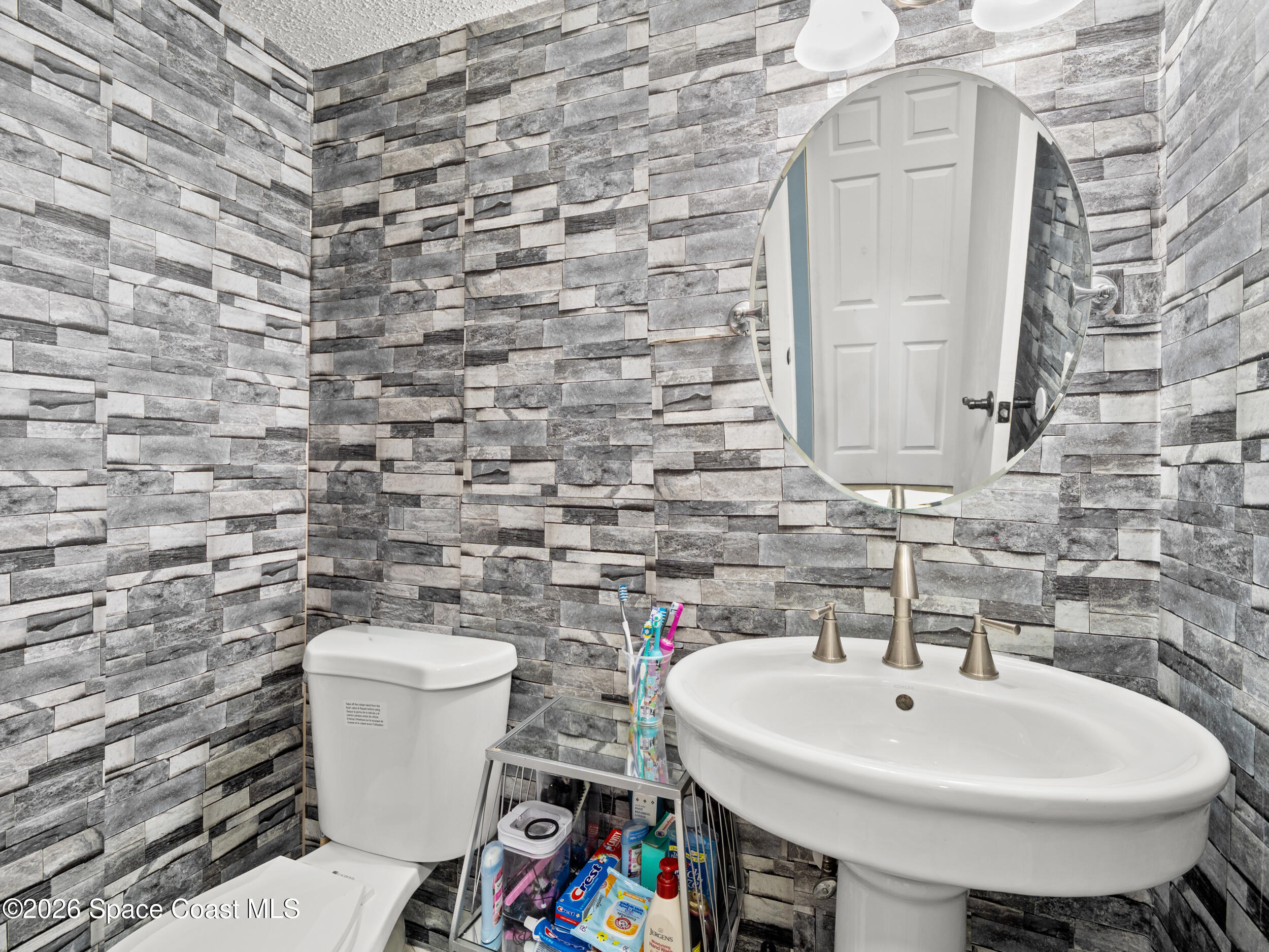 1413 Manor Drive Northeast Palm Bay, FL 32905 - Photo 17 of 31 1413 manor_13