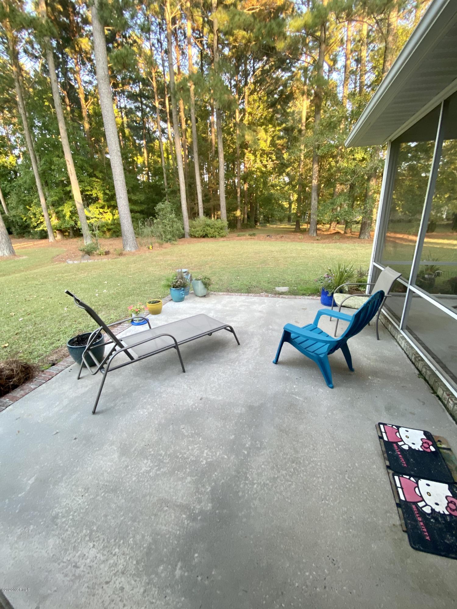 439 Neuchatel Road New Bern, NC 28562 - Photo 23 of 29 IMG_5759