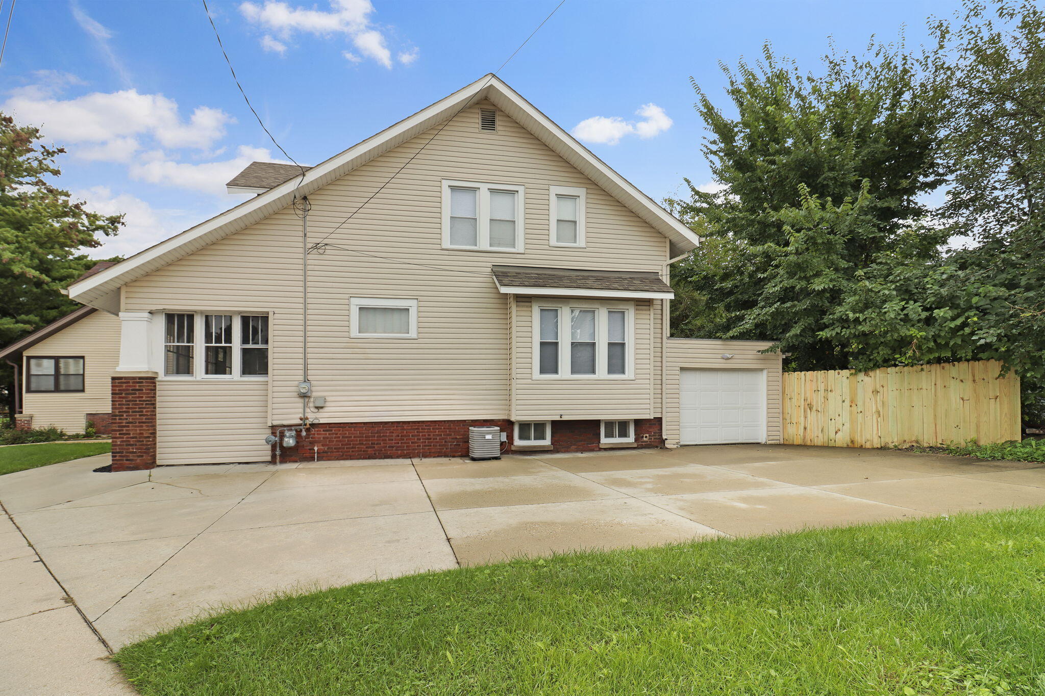2513 Roosevelt Road Kenosha, WI 53143 - Photo 23 of 25 24-web-or-mls-2513 Roosevelt Rd, Kenosha
