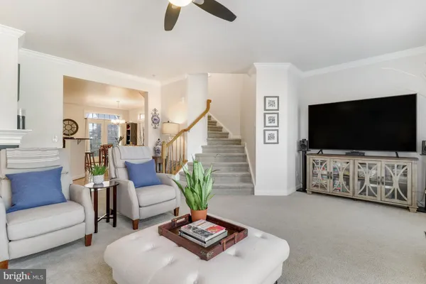 $713,999 | 5826 Pearson Lane, Alexandria, VA 22304