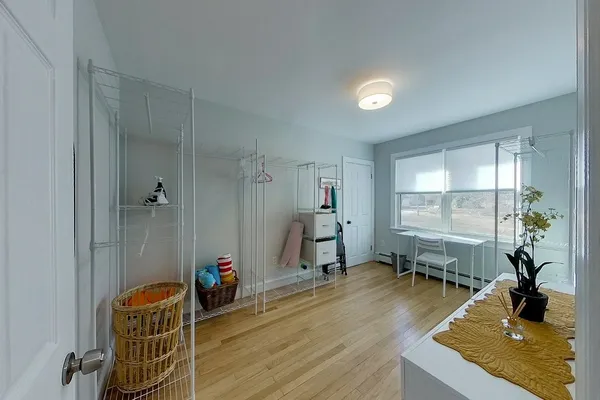 $3,200 | 2 E Boulevard, Unit 2, Middletown, RI 02842
