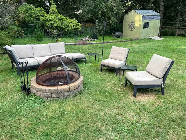 $3,200 | 2 E Boulevard, Unit 2, Middletown, RI 02842