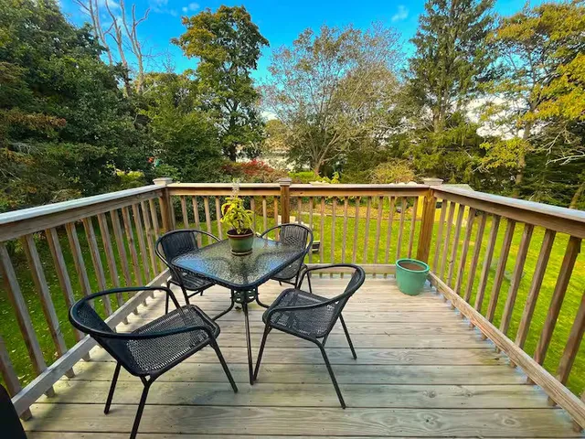 $3,200 | 2 E Boulevard, Unit 2, Middletown, RI 02842