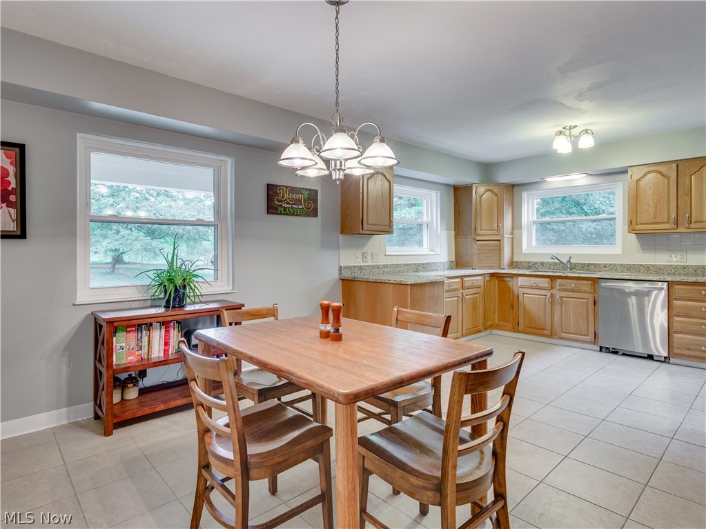 356 Crystal Lake Road Akron, OH 44333 - Photo 13 of 30 Gallery Image 13