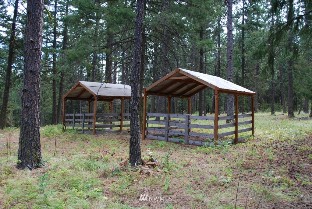 3461 Emerick Road Cle Elum, WA 98922 - Photo 2 of 14 Gallery Image 2