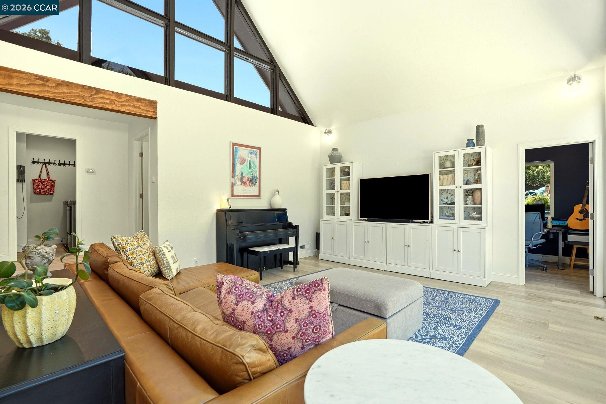 3196 Diablo View Road Lafayette, CA 94549 - Photo 14 of 68