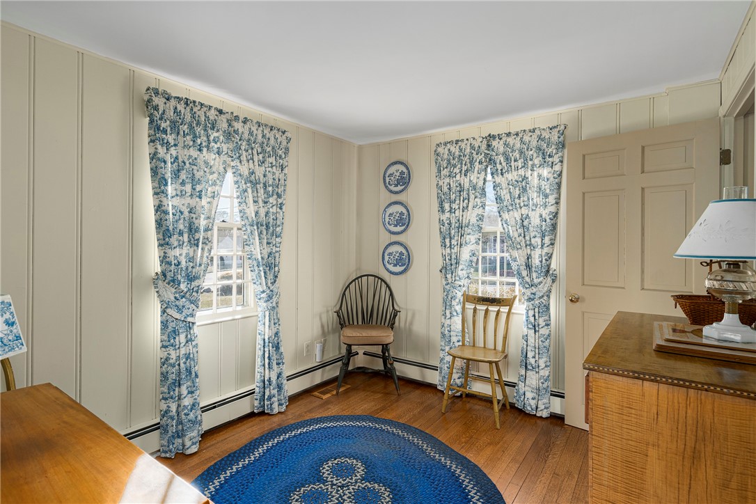 106 Sagamore Road Cranston, RI 02920 - Photo 16 of 43 Den/Office