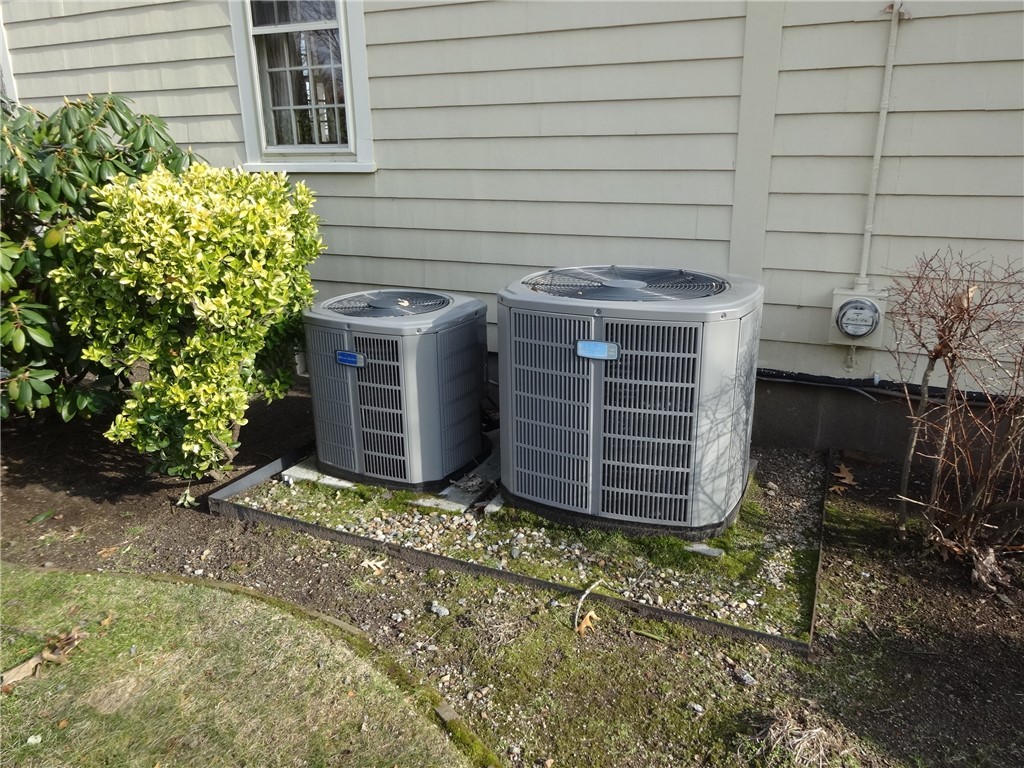 106 Sagamore Road Cranston, RI 02920 - Photo 30 of 43 A/C Condensers