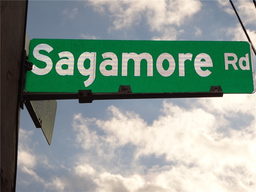 106 Sagamore Road Cranston, RI 02920 - Photo 42 of 43 Street Sign