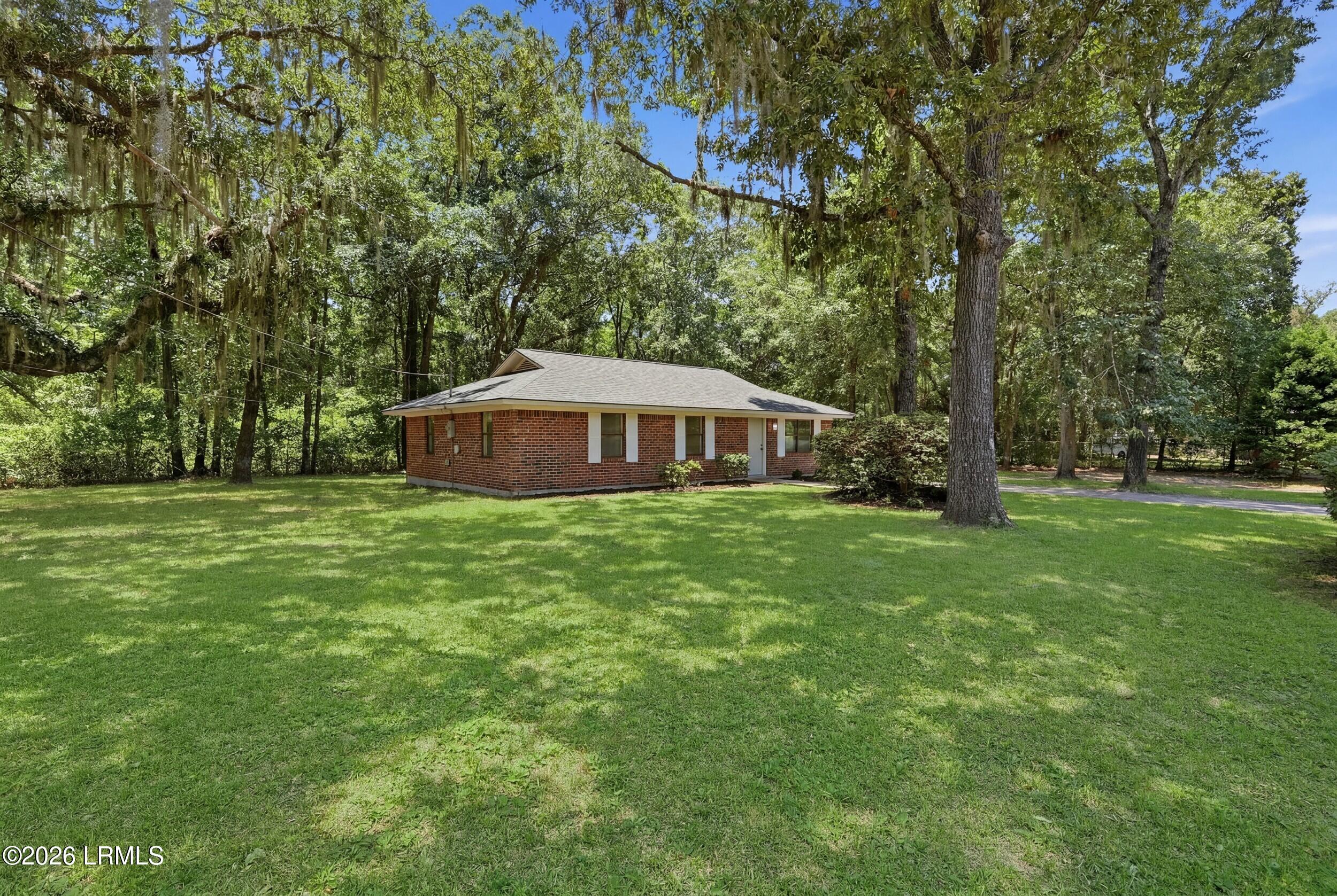 42 Roseida Rd Exd Beaufort, SC 29906 - Photo 3 of 54 5_dsc07397-2