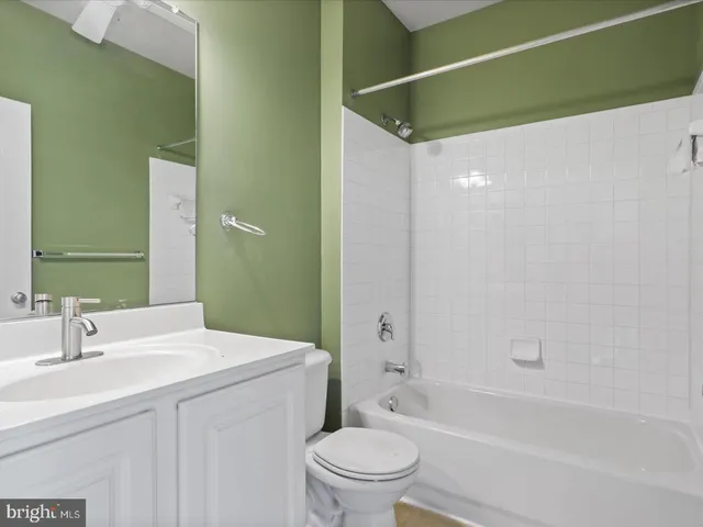 $2,650 | 42522 Mayflower Terrace, Brambleton, VA 20148