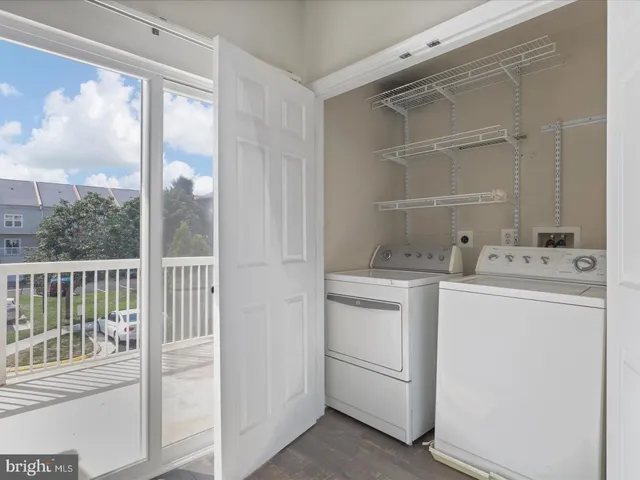 $2,650 | 42522 Mayflower Terrace, Brambleton, VA 20148