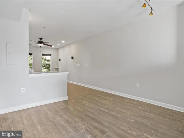 $2,650 | 42522 Mayflower Terrace, Brambleton, VA 20148