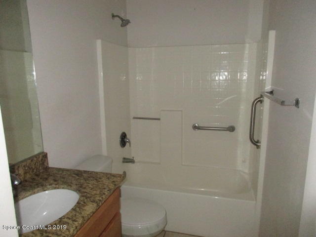 124 Haines Road Southwest Palm Bay, FL 32908 - Photo 8 of 14 Guest Bath
