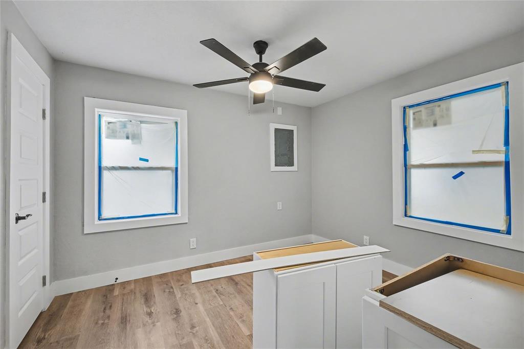 4220 Ramey Avenue Fort Worth, TX 76105 - Photo 14 of 24 a view of an empty room with a window