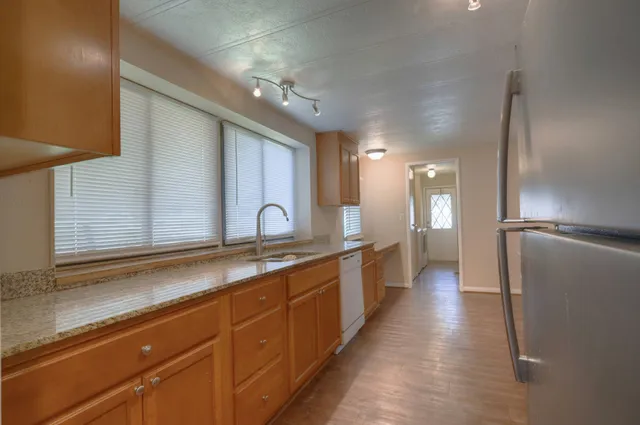 $1,495 | 13904 Anchor Court, Willis, TX 77318