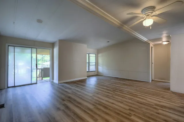 $1,495 | 13904 Anchor Court, Willis, TX 77318