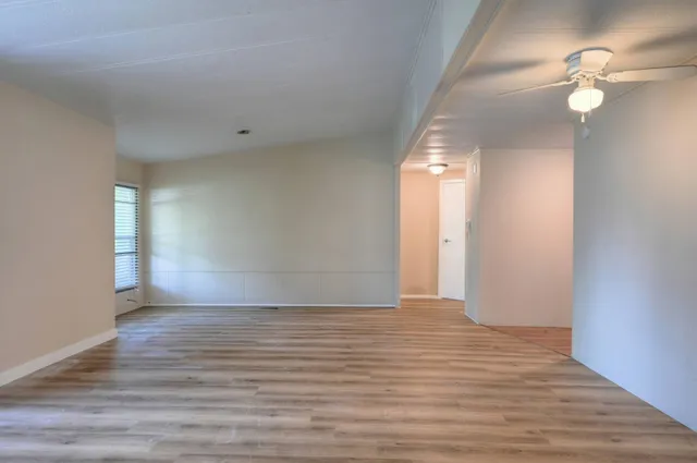 $1,495 | 13904 Anchor Court, Willis, TX 77318