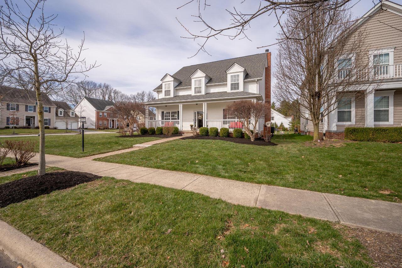 6957 Dean Farm Road New Albany, OH 43054 - Photo 5 of 56 DF R Side 2