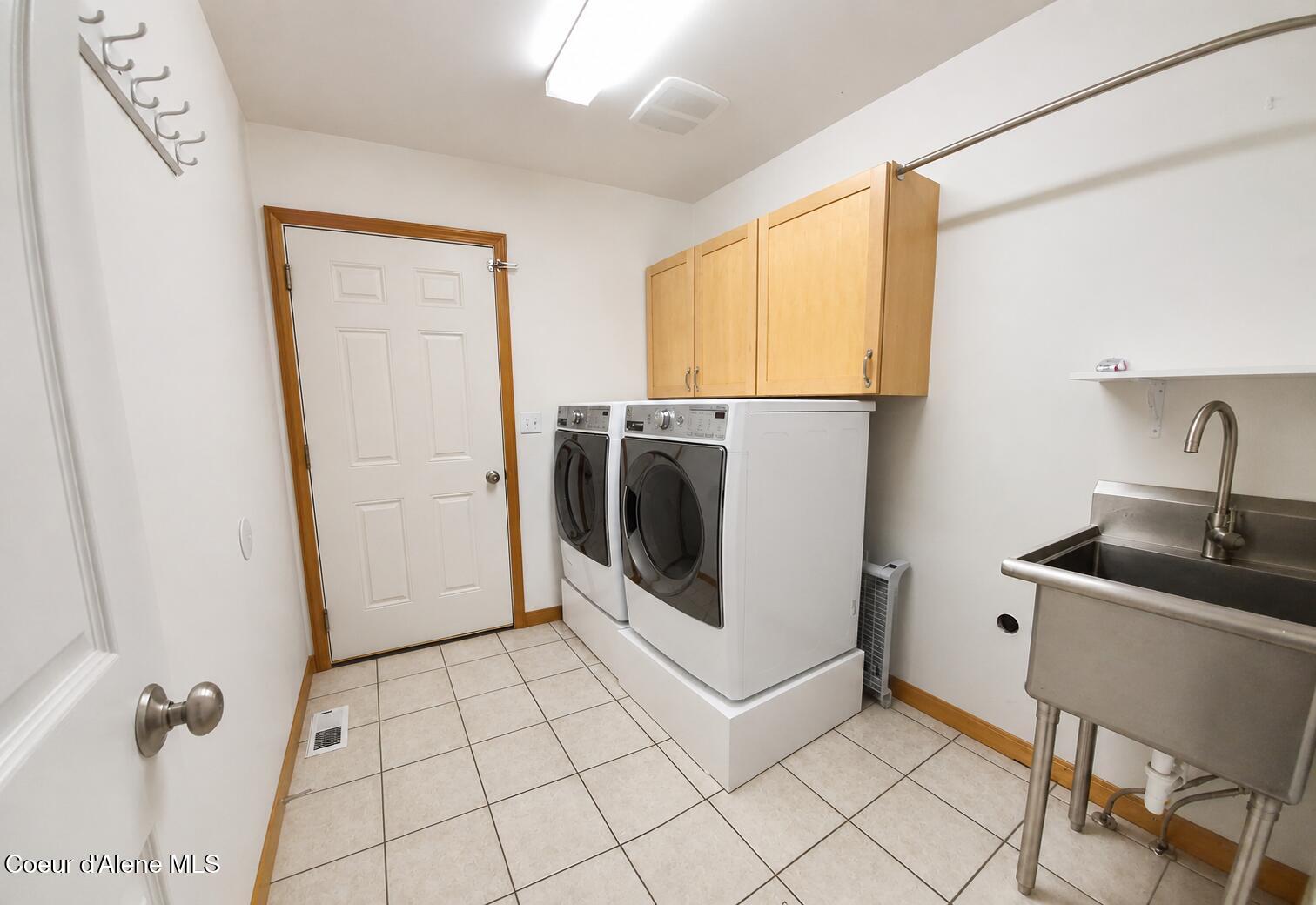 2104 West Evening Star Road Post Falls, ID 83854 - Photo 21 of 22 Laundry Room