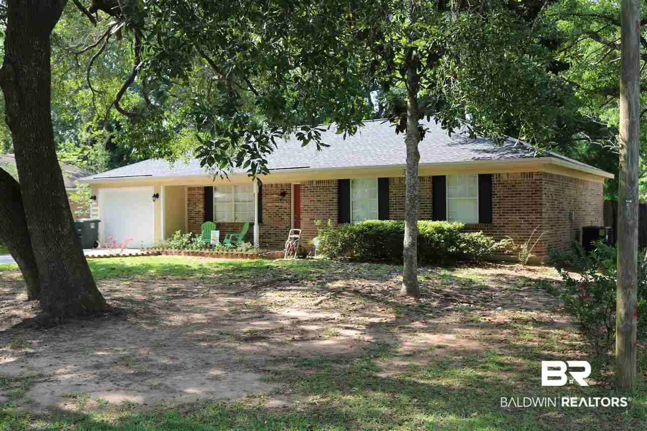 512 Carolyn Avenue Foley, AL 36535 - Photo 2 of 32