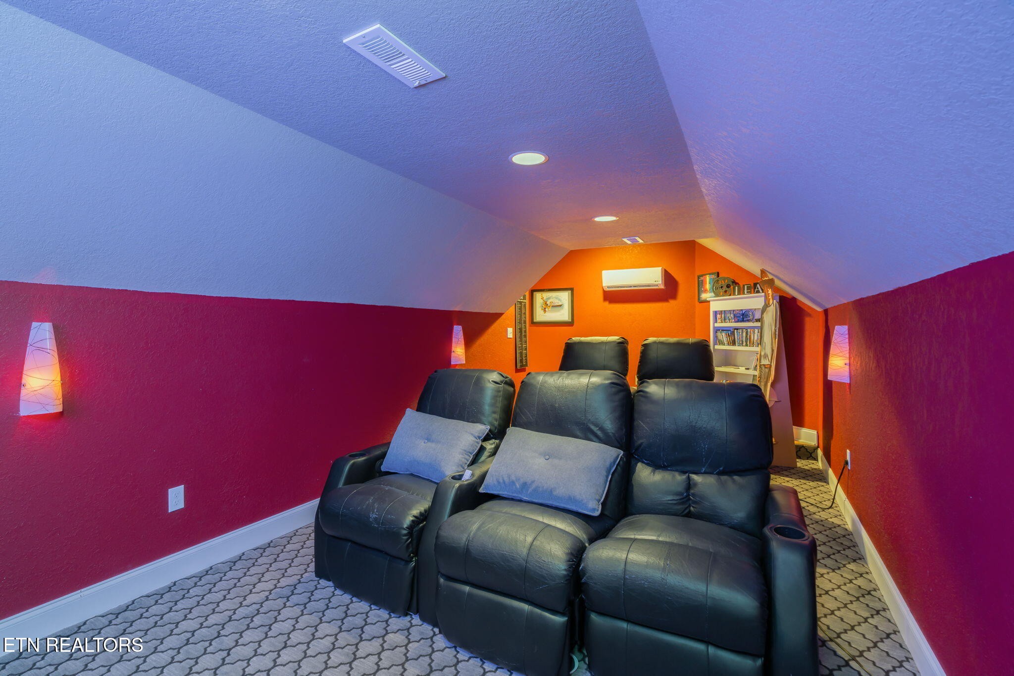2572 Little Valley Road Loudon, TN 37774 - Photo 27 of 57 a living room with furniture and a rug