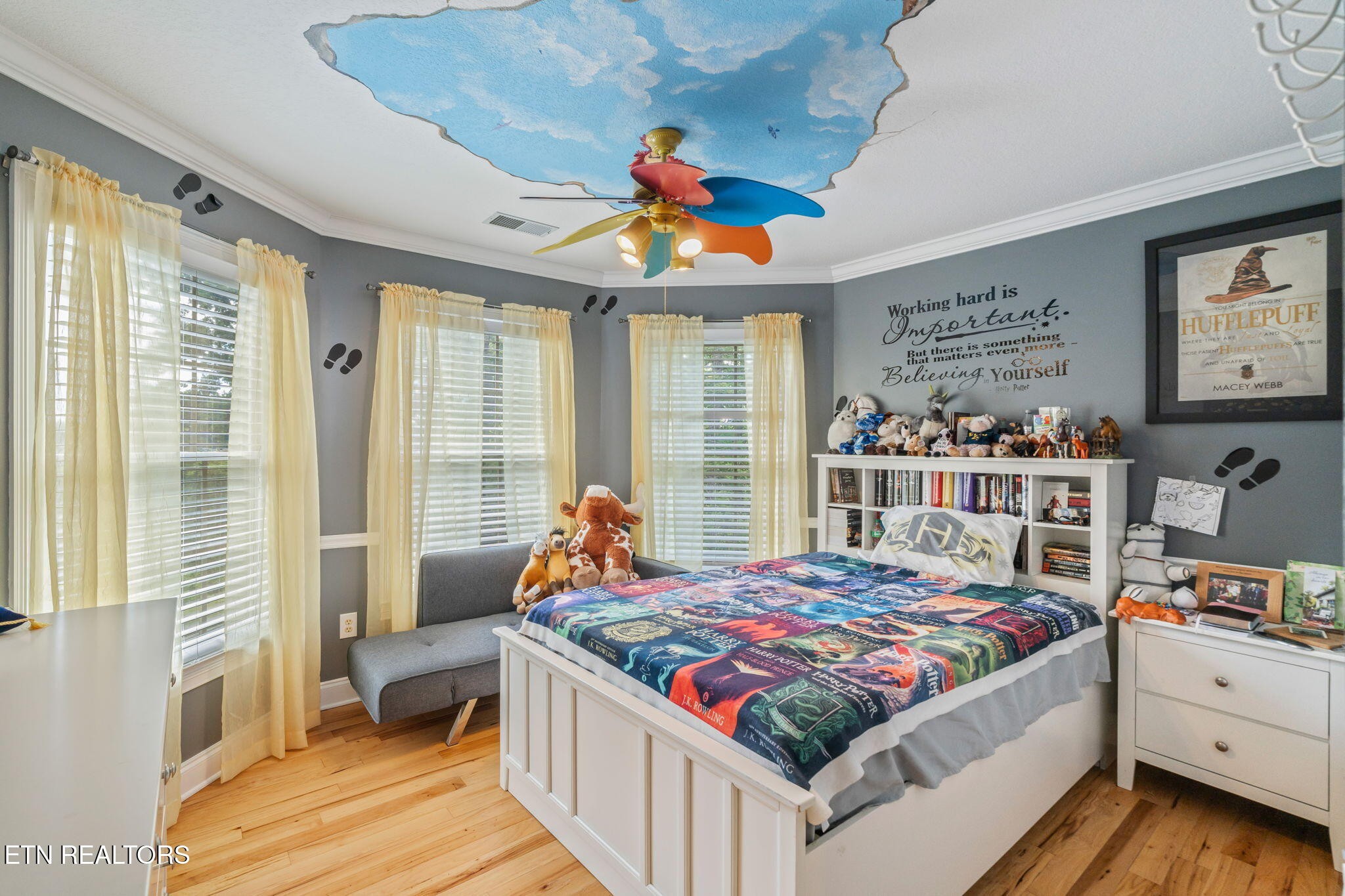 2572 Little Valley Road Loudon, TN 37774 - Photo 29 of 57 a bedroom that has a bed and a bookshelf in it