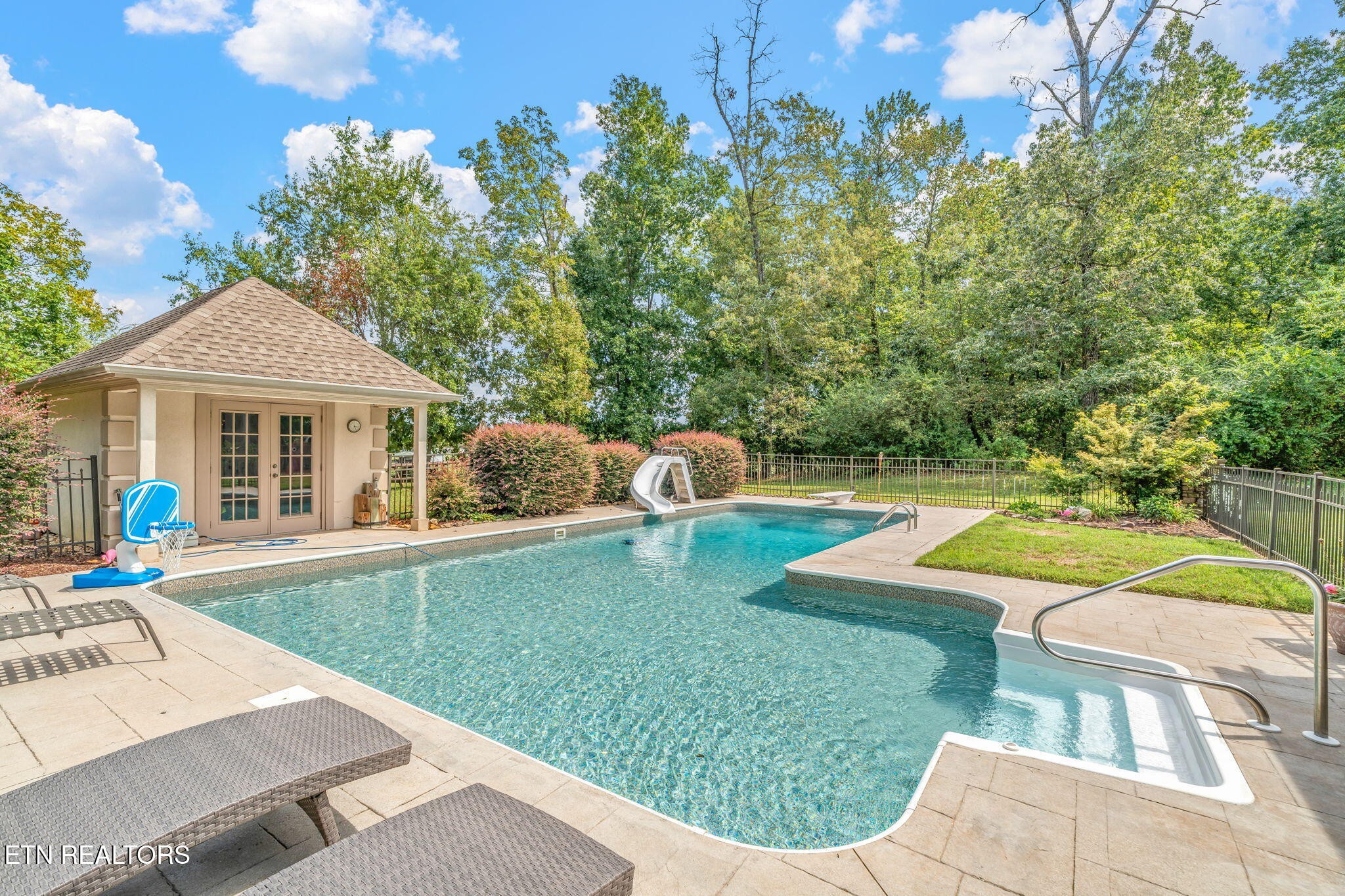 2572 Little Valley Road Loudon, TN 37774 - Photo 35 of 57 a view of a house with swimming pool and sitting area
