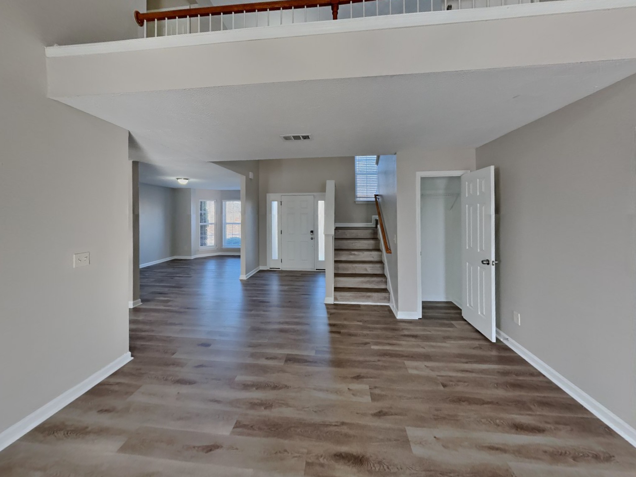 673 Mable Drive La Vergne, TN 37086 - Photo 3 of 19