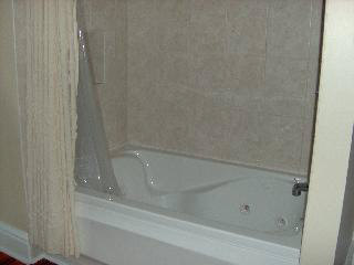 2760 Blue Bush Road Monroe, MI 48162 - Photo 5 of 8 684121-4.JPG