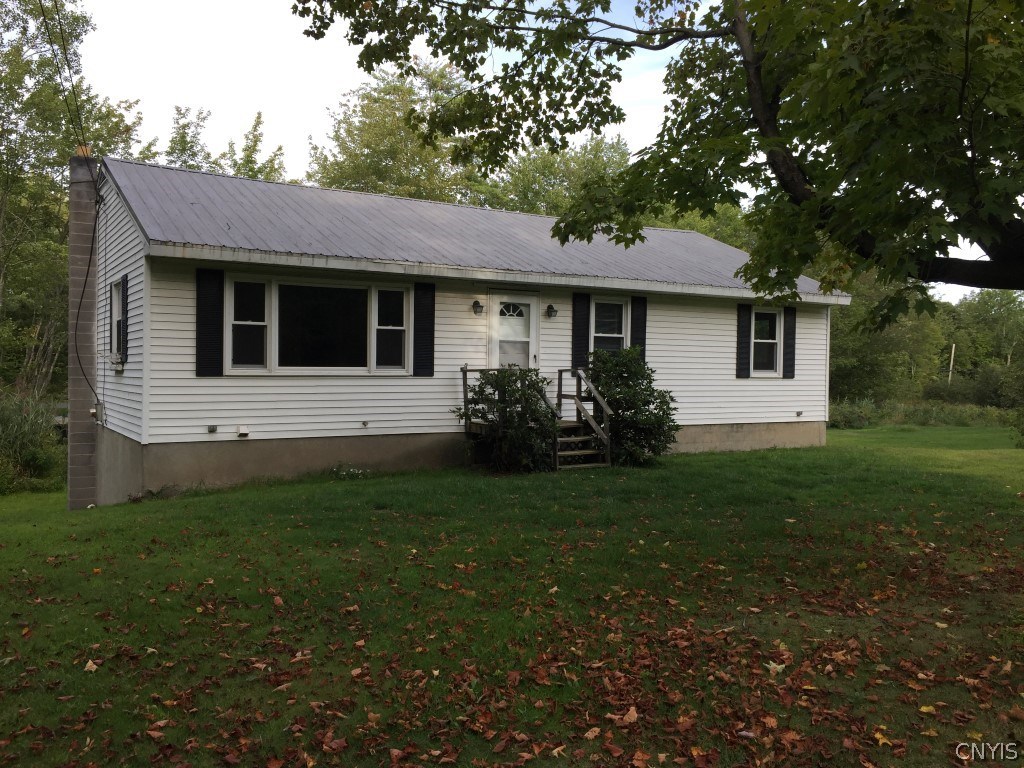 9 Avery Road Constantia, NY 13044 - Photo 1 of 1