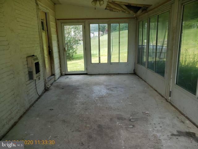503 Ben Titus Road Tamaqua, PA 18252 - Photo 7 of 25 Gallery Image 7