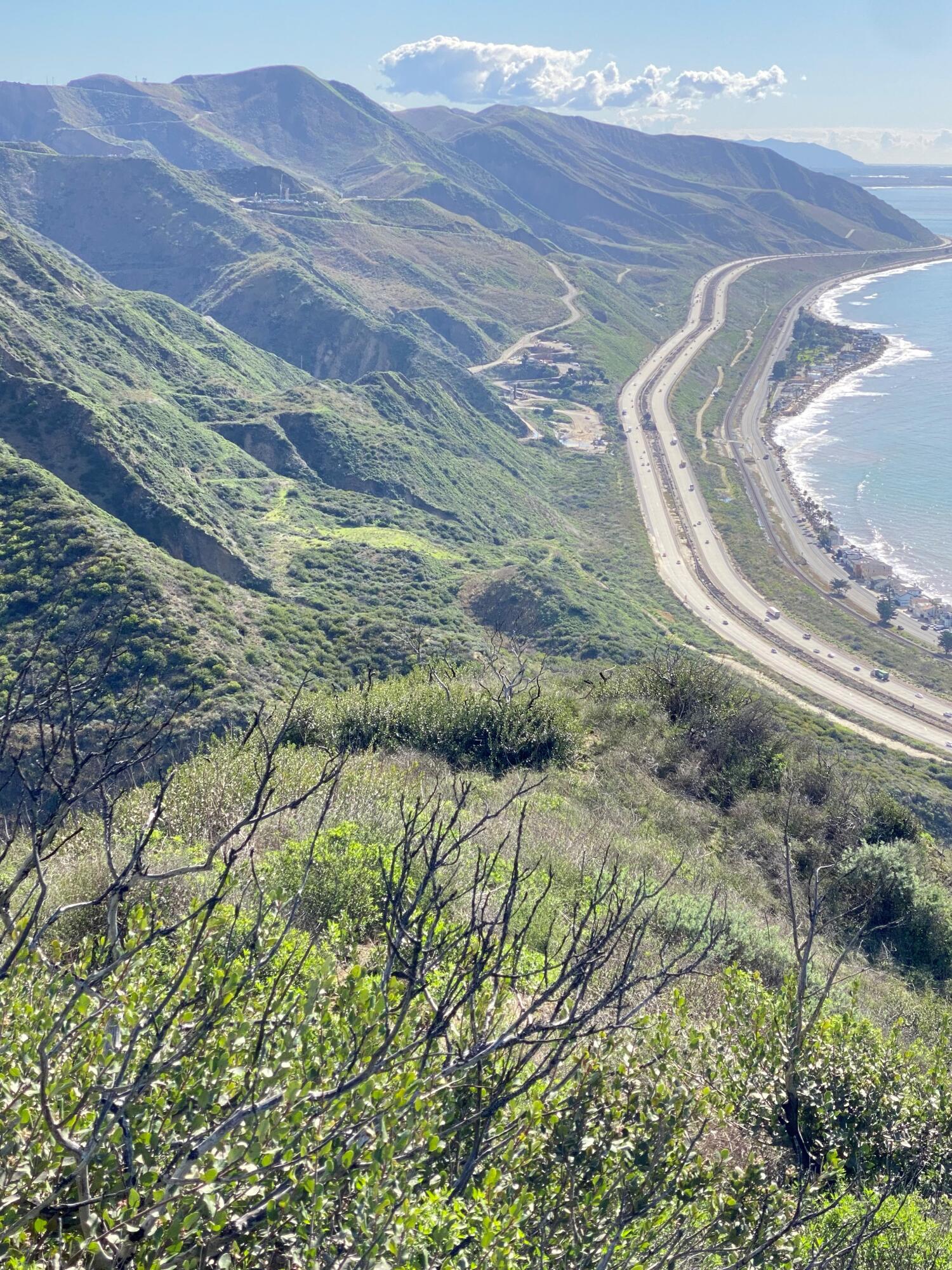 3945 Pacific Coast Highway Ventura, CA 93001 - Photo 25 of 37 SE Ridge