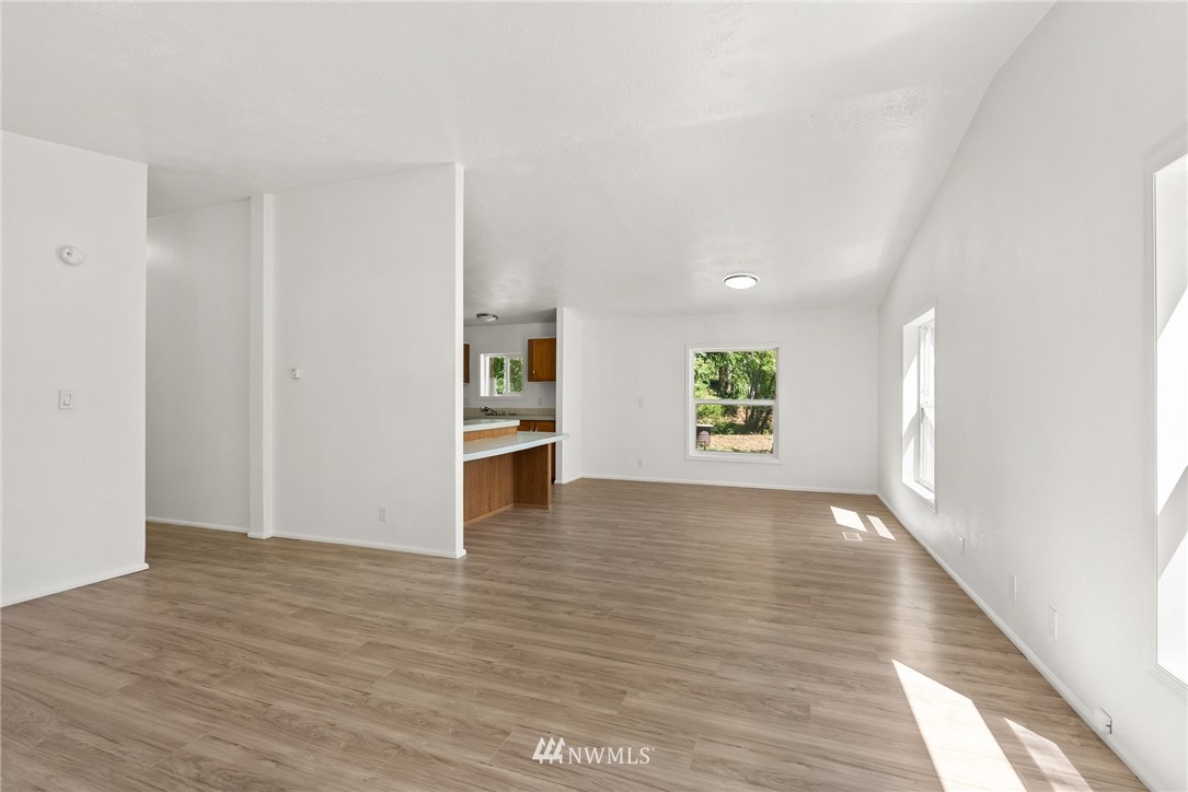 269 Blanchard Road Centralia, WA 98531 - Photo 5 of 25 Gallery Image 5