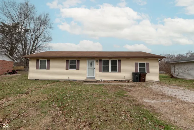$160,000 | 46 Noon Drive West, North Vernon, IN 47265