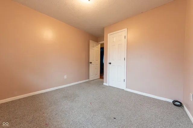 $160,000 | 46 Noon Drive West, North Vernon, IN 47265